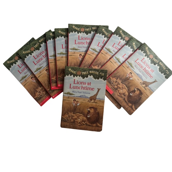 Magic Tree House #11 – Lions at Lunchtime (Set of 10 Books) - Picture 1 of 6